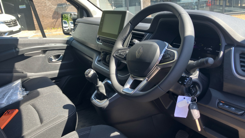 Renault Trafic Swb Diesel SL30 Blue dCi 130 Extra [Safety] Van